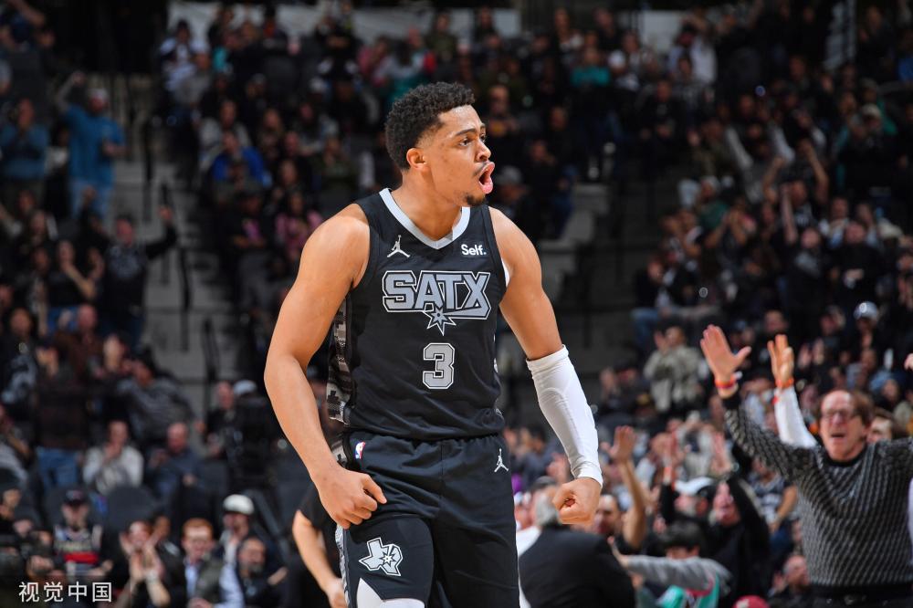 贡献的第三 贡献的第三